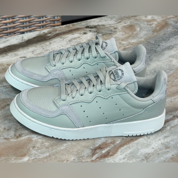 Women’s ADIDAS Supercourt ash silver leather sneakers- Size 7.5 - Picture 3 of 9